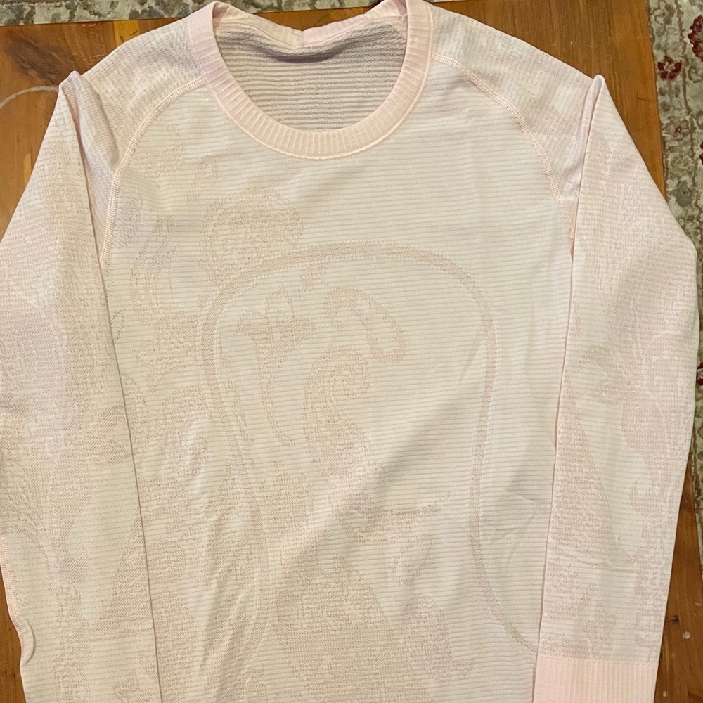Lululemon Swiftly Tech Long Sleeve